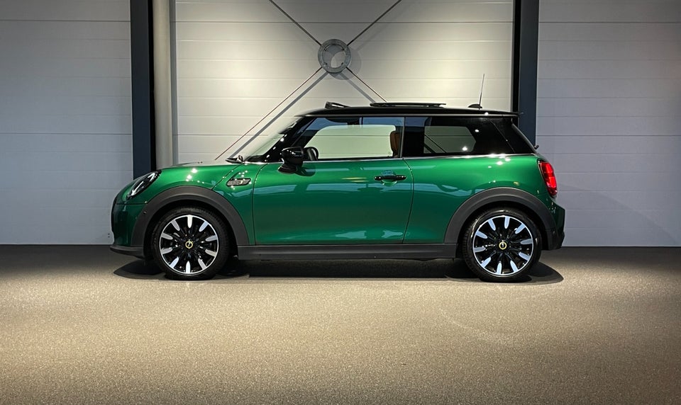 MINI Cooper SE Maximise 3d