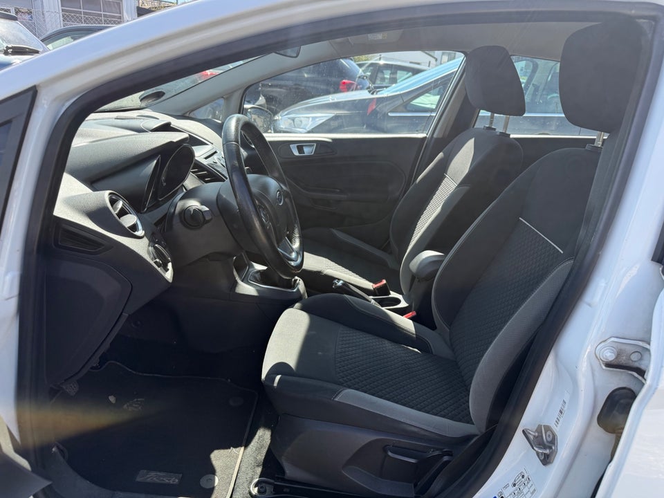 Ford Fiesta 1,0 SCTi 100 Titanium X 5d