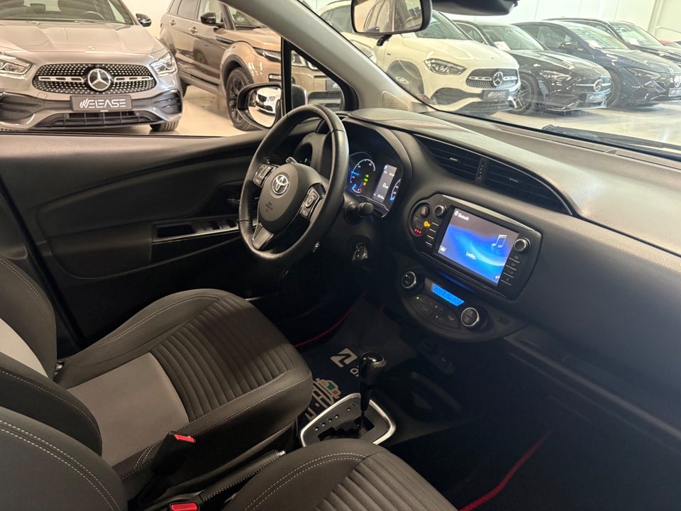 Toyota Yaris 1,5 Hybrid H1 e-CVT 5d