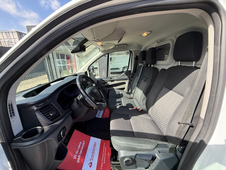 Ford Transit Custom 300 L2 2,0 TDCi 130 Trend