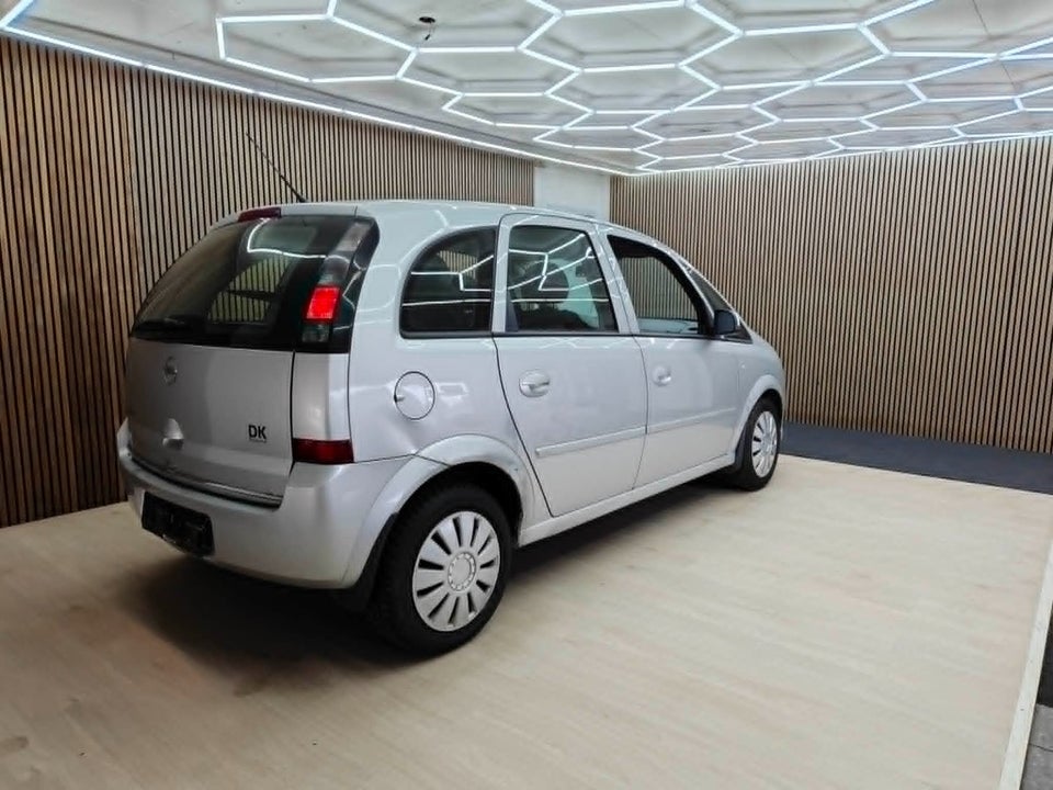 Opel Meriva 1,4 16V Cosmo 5d