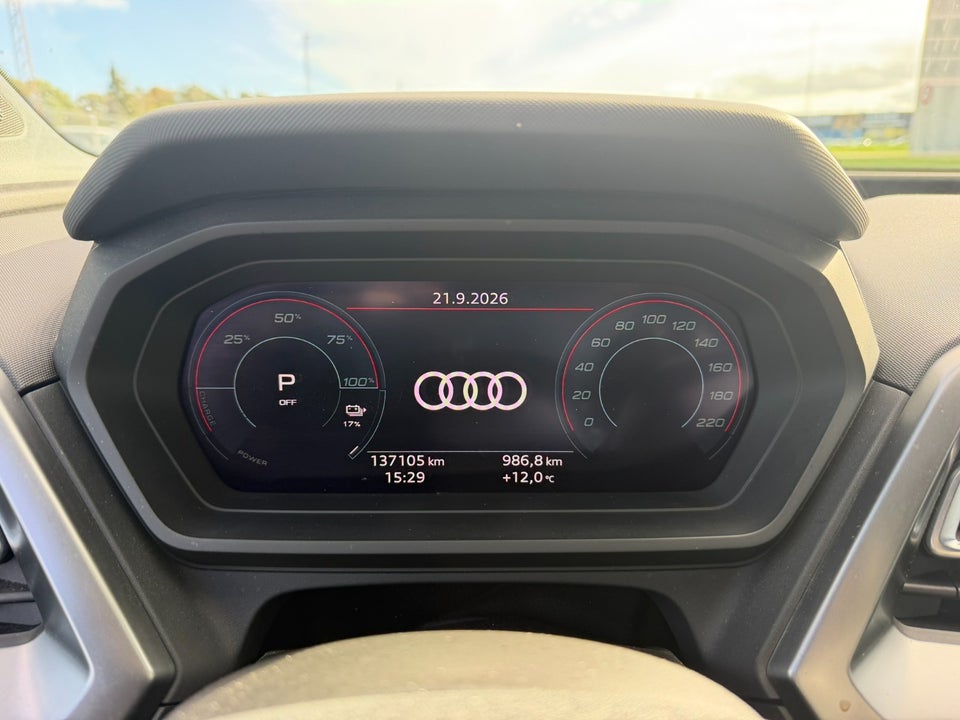 Audi Q4 e-tron 40 S-line 5d