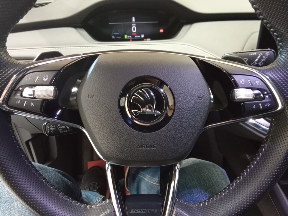 Skoda Enyaq 80x iV Sportline 5d