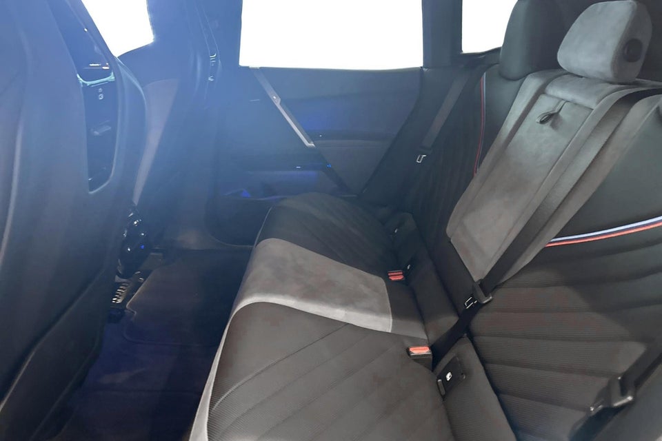 BMW iX xDrive60 Fully Charged 5d