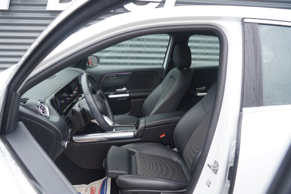 Mercedes EQA250+ Progressive 5d