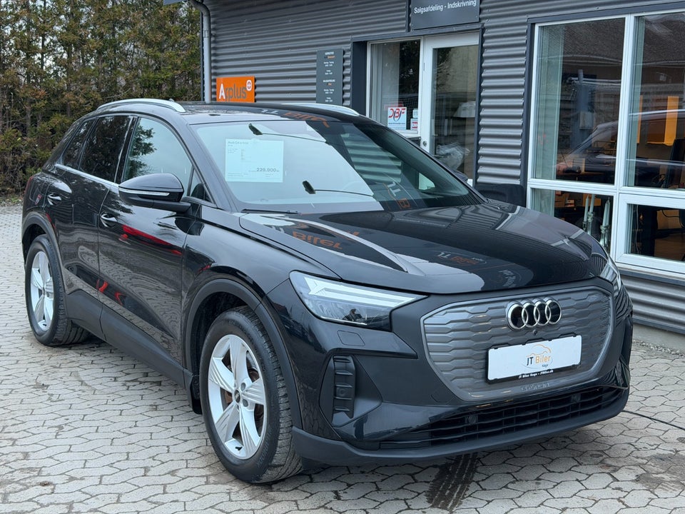Audi Q4 e-tron 40  5d