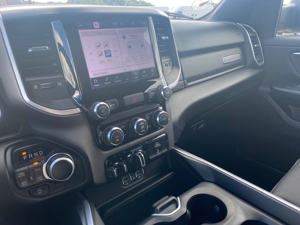 Dodge RAM 1500 5,7 V8 Hemi Laramie Sport aut. 4d