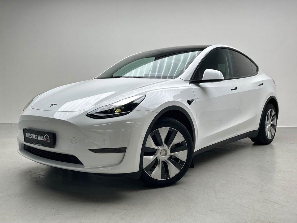 Tesla Model Y Long Range AWD 5d