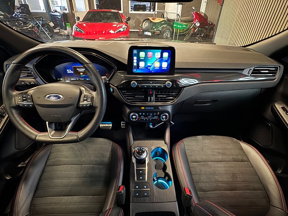 Ford Kuga 2,5 PHEV ST-Line X CVT 5d