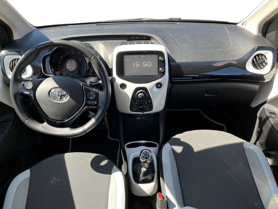Toyota Aygo 1,0 VVT-i x-pure 5d