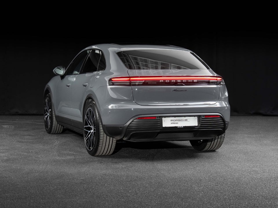 Porsche Macan 4 5d
