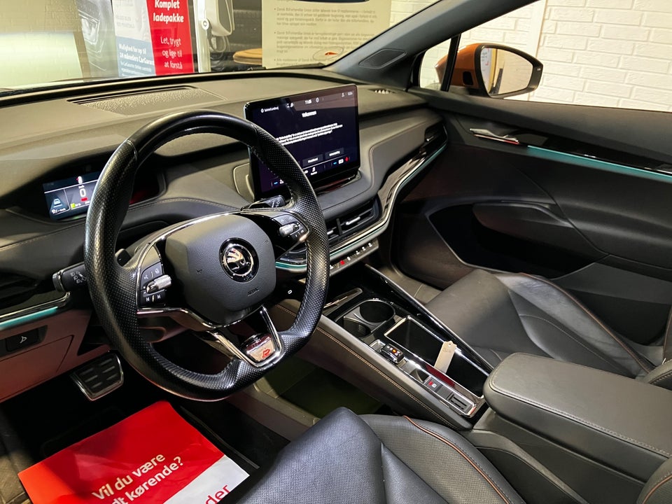 Skoda Enyaq 60 iV Founders Edition 5d