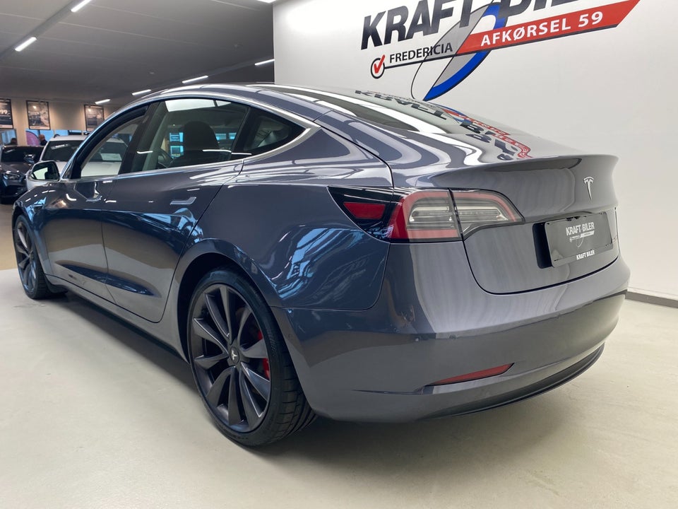 Tesla Model 3 Performance AWD 4d