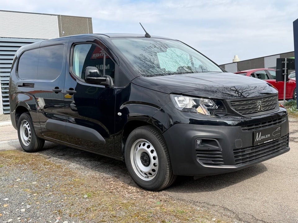 Peugeot e-Partner 50 L2V2 Premium Van