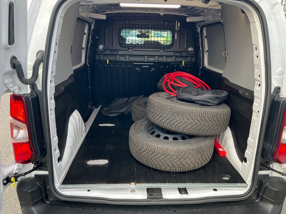 Peugeot e-Partner 50 L1V2 Plus Van