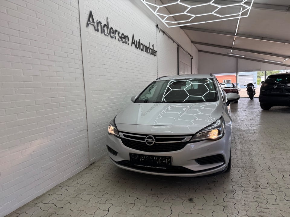 Opel Astra 1,6 CDTi 110 Enjoy Sports Tourer 5d