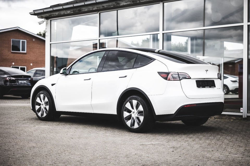 Tesla Model Y Long Range AWD 5d