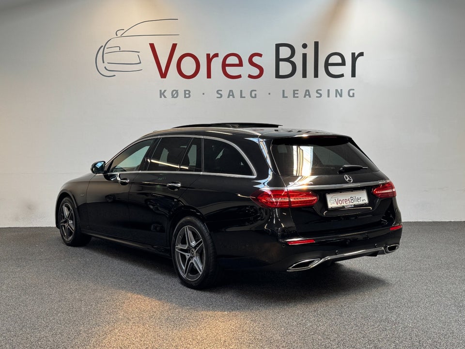 Mercedes E300 de 2,0 AMG Line stc. aut. 5d