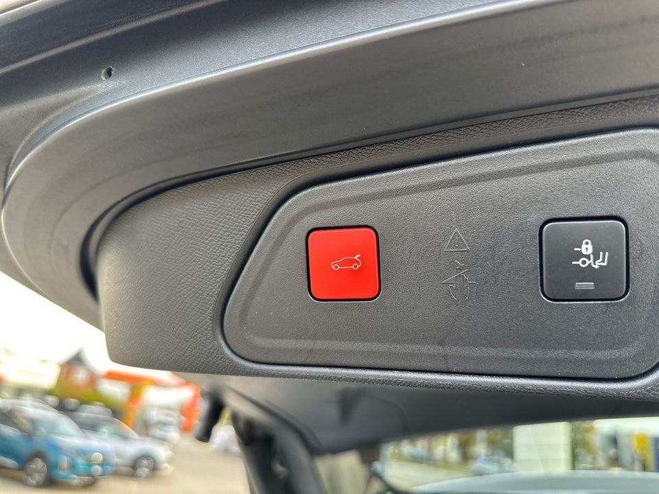 Peugeot 3008 1,6 Hybrid Selection Sport EAT8 5d