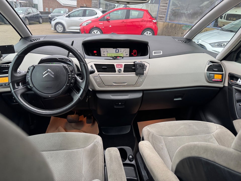 Citroën C4 Picasso 2,0 16V Exclusive aut. 5d
