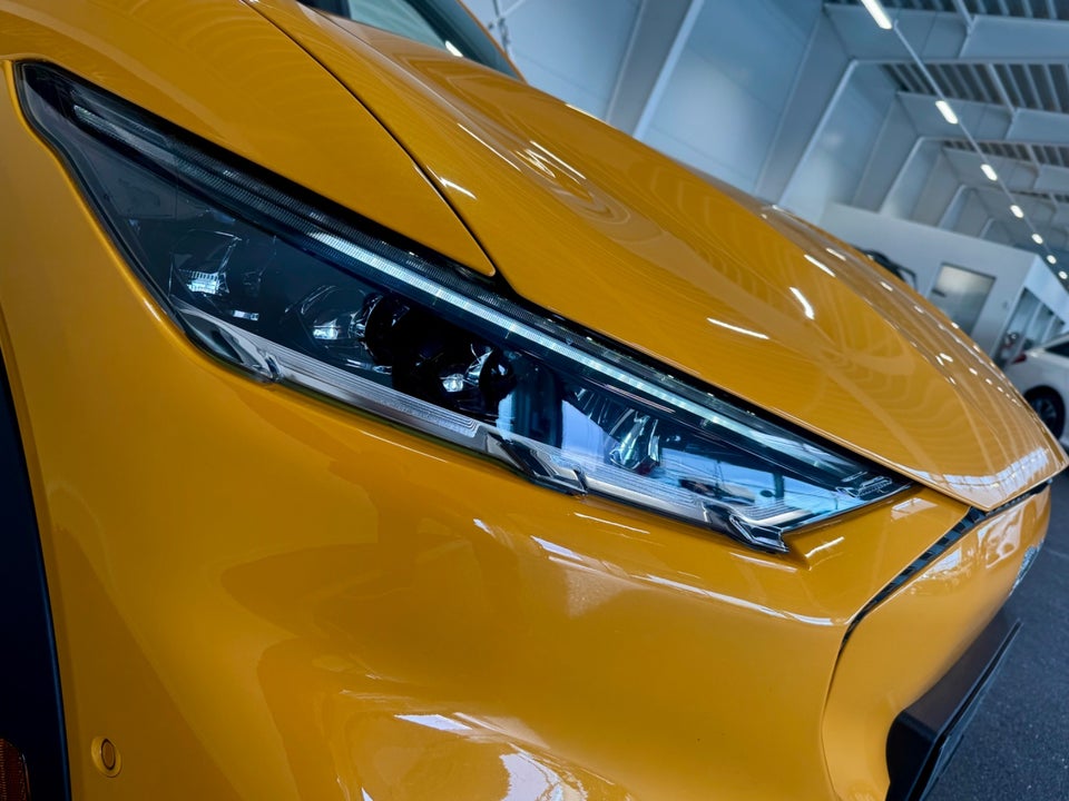 Ford Mustang Mach-E 70 Standard Range 5d