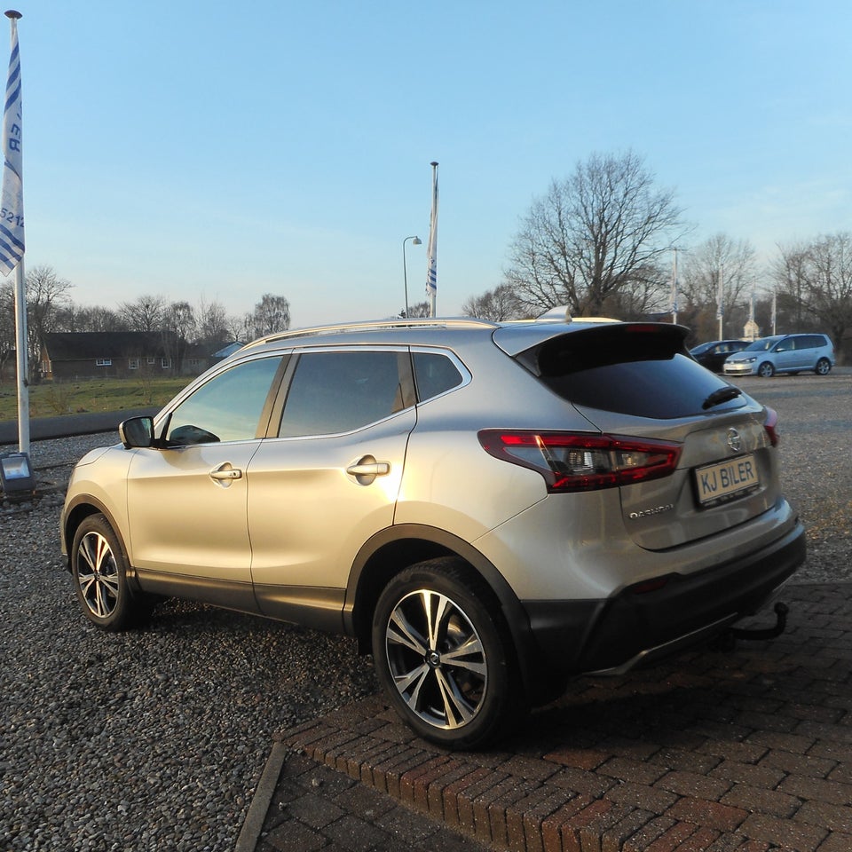 Nissan Qashqai 1,6 dCi 130 Tekna+ X-tr. 5d