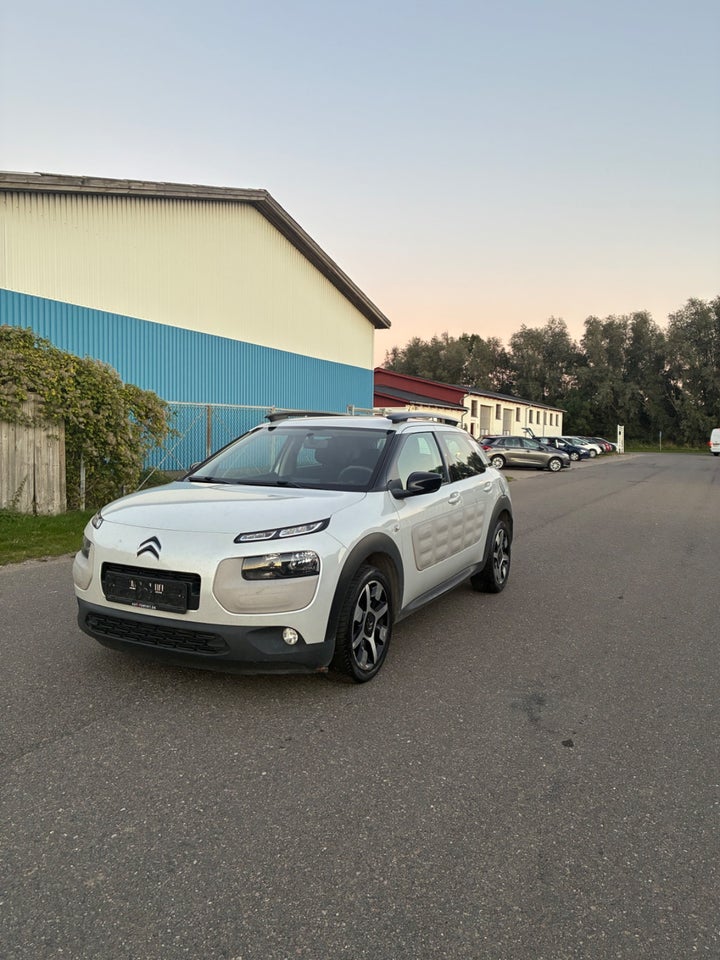 Citroën C4 Cactus 1,2 PureTech 82 Feel 5d
