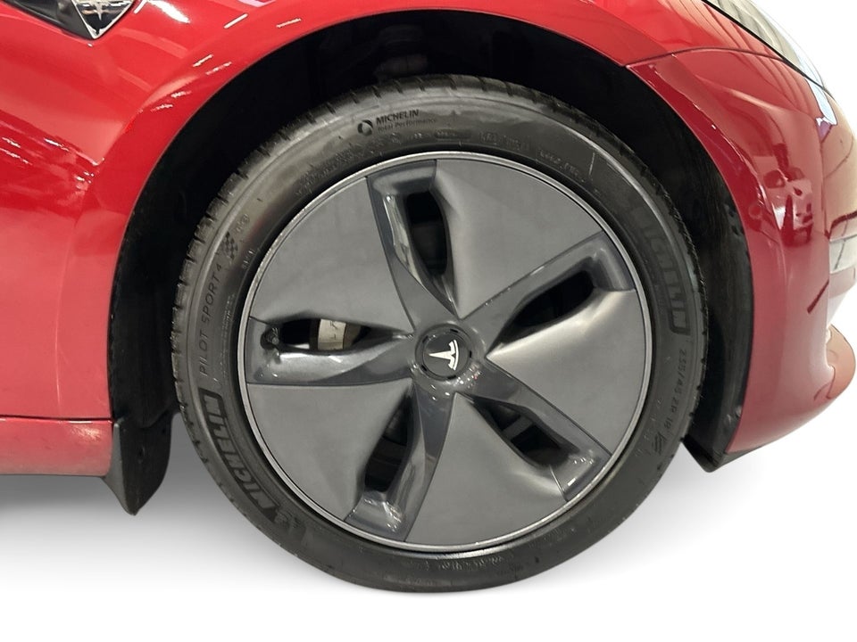 Tesla Model 3 Long Range AWD 4d