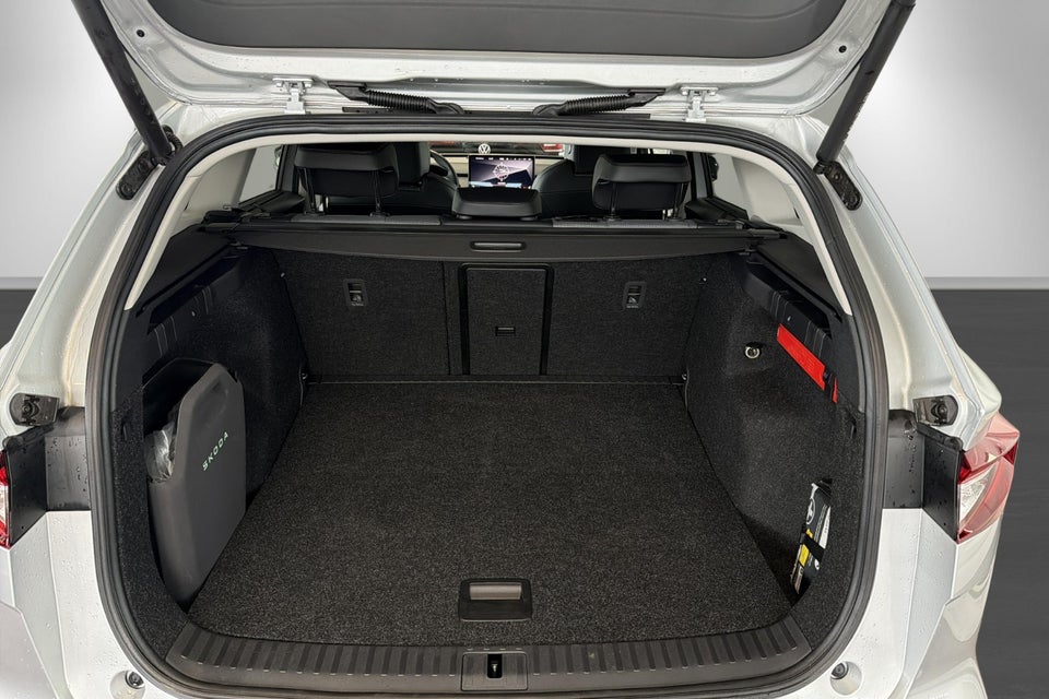 Skoda Enyaq 60 iV Loft 5d