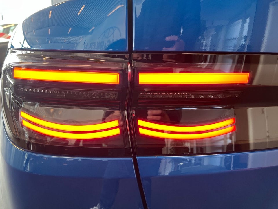 Ford Capri 77 Premium Extended Range 5d