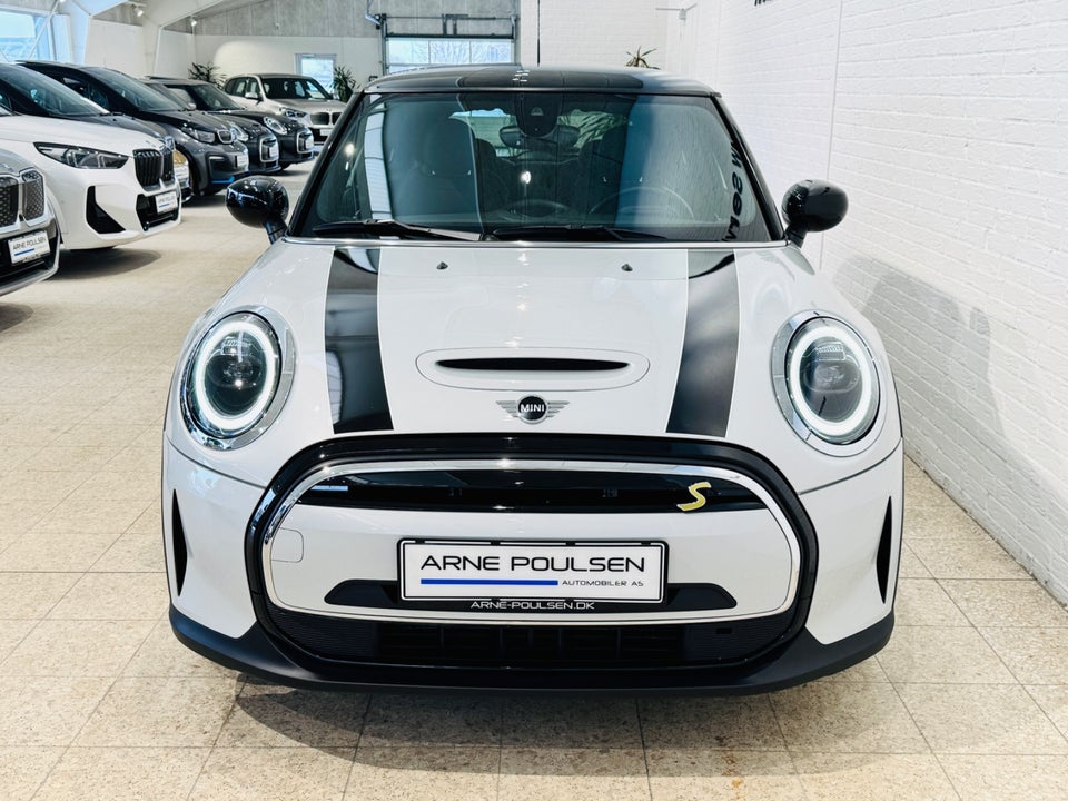 MINI Cooper SE Classic Trim 3d