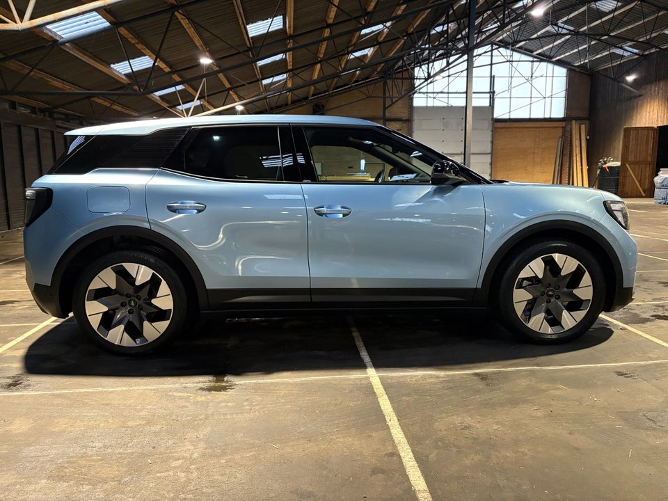 Ford Explorer 77 Premium Extended Range 5d