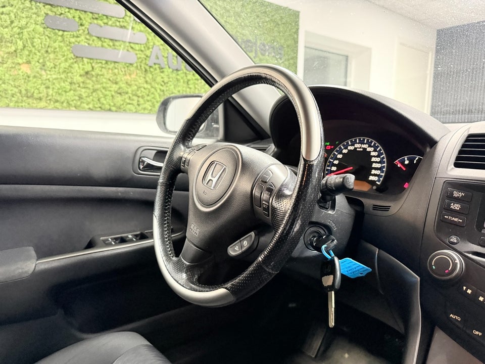 Honda Accord 2,0i Sport 4d