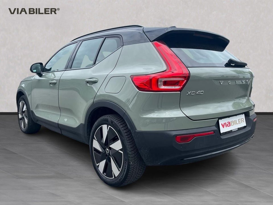 Volvo XC40 ReCharge Extended Range Plus 5d