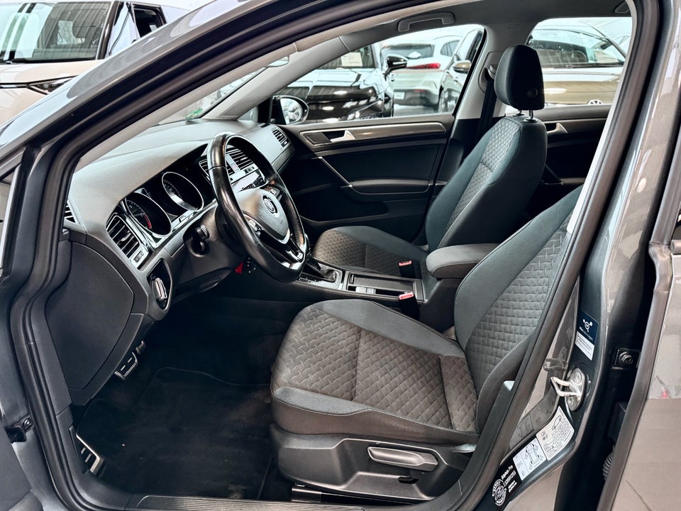 VW Golf VII 1,6 TDi 115 IQ.Drive DSG 5d