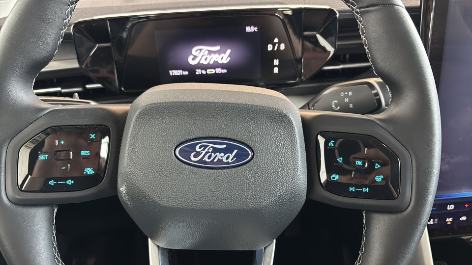 Ford Explorer 77 Select Extended Range 5d