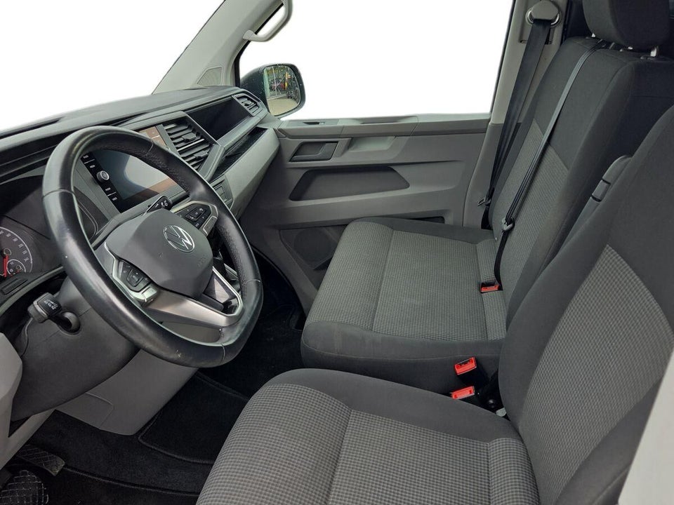 VW Transporter 2,0 TDi 150 Kassevogn DSG kort