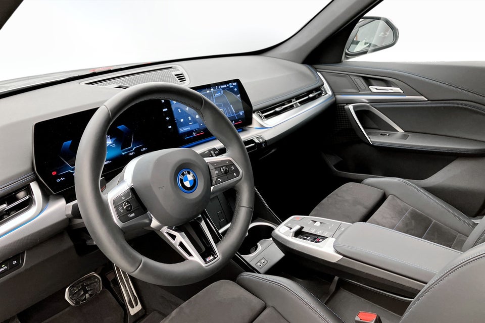 BMW iX1 eDrive20 M-Sport 5d