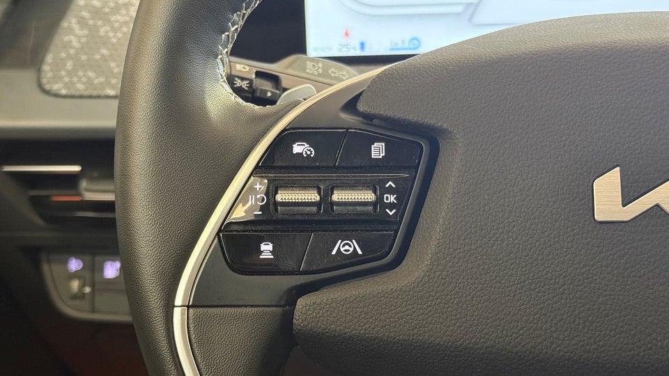 Kia EV6 77 Long Range Upgrade 5d