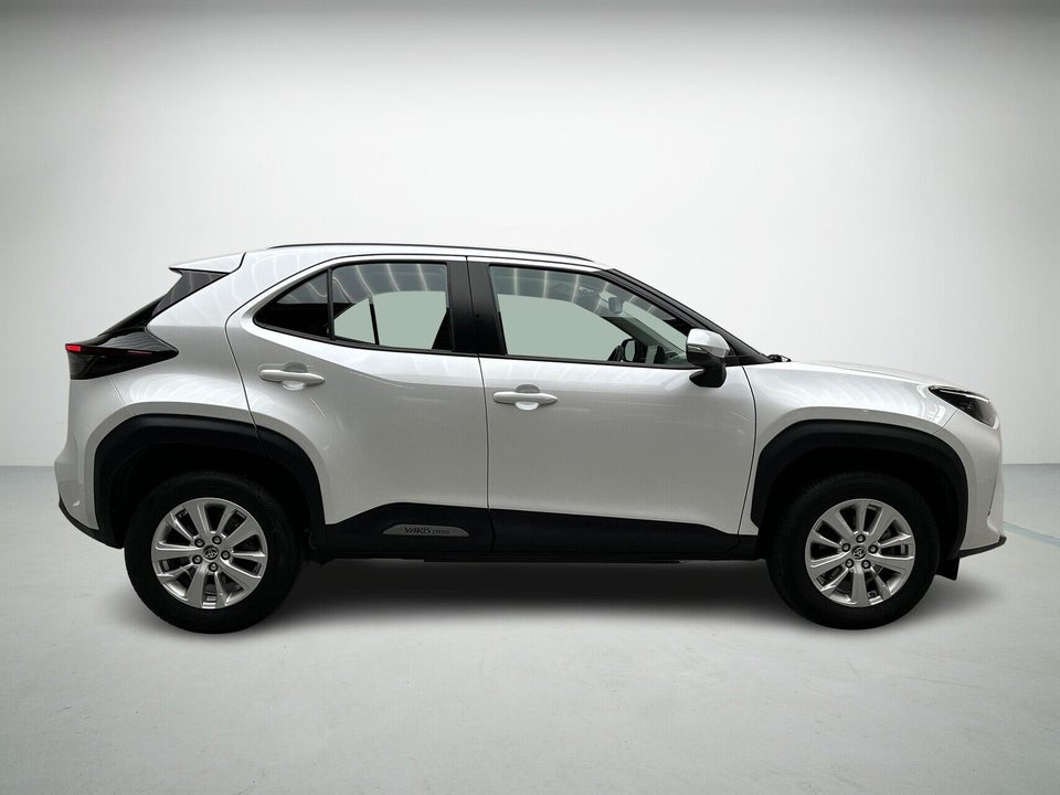 Toyota Yaris Cross 1,5 Hybrid Active e-CVT 5d