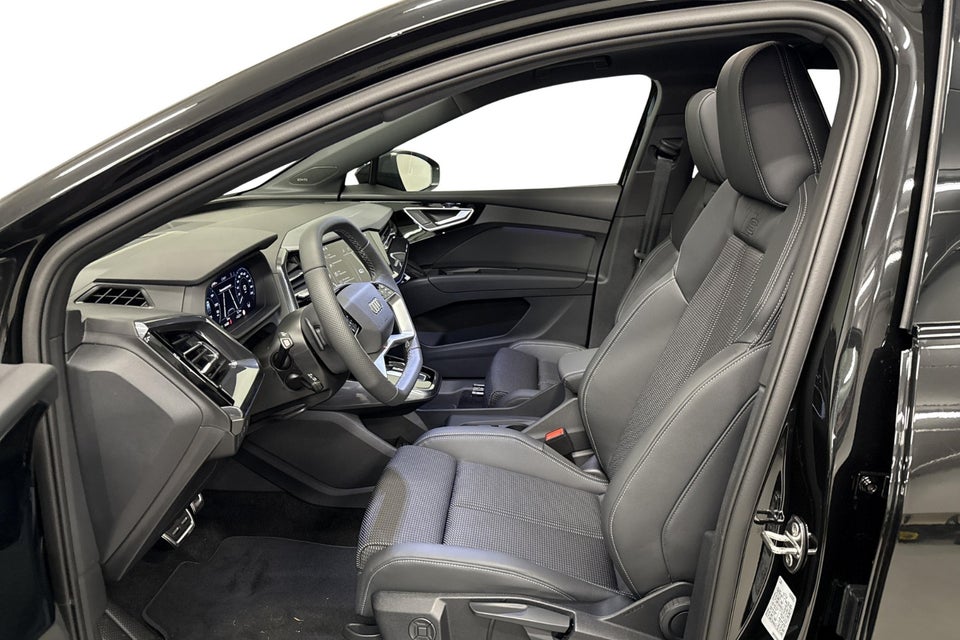 Audi Q4 e-tron 45 S-line Edition 5d