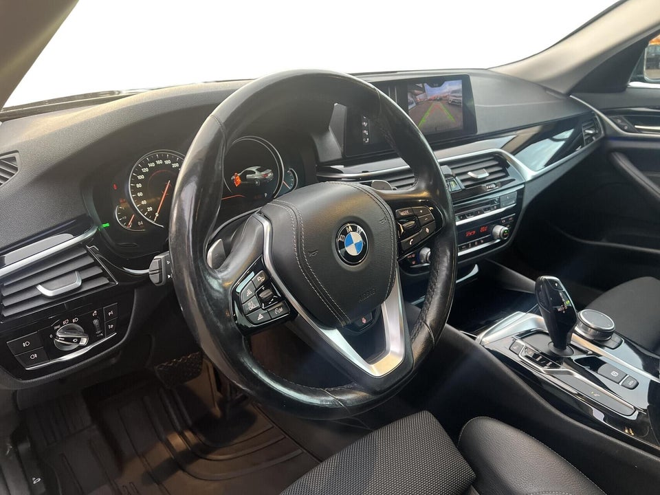 BMW 530d 3,0 Sport Line aut. 4d