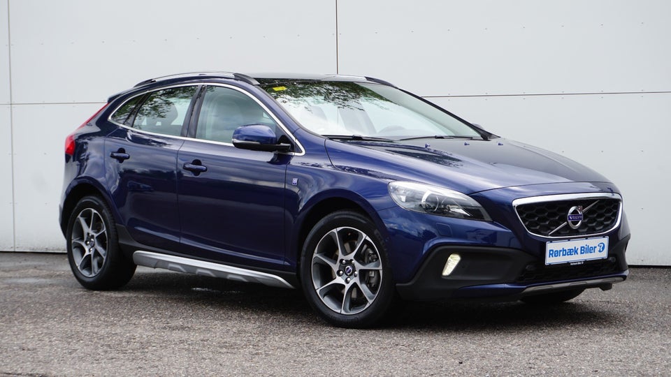 Volvo V40 CC 2,0 D2 120 Ocean Race aut. 5d
