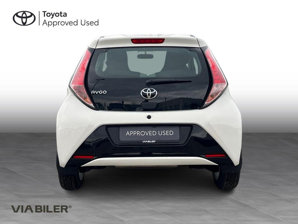 Toyota Aygo 1,0 VVT-i x-sky 5d