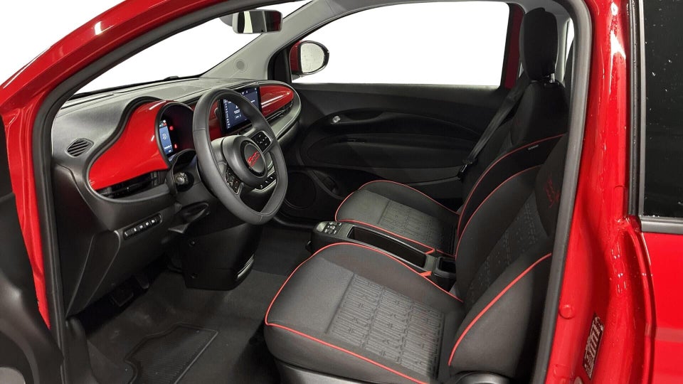 Fiat 500e 24 Action 3d