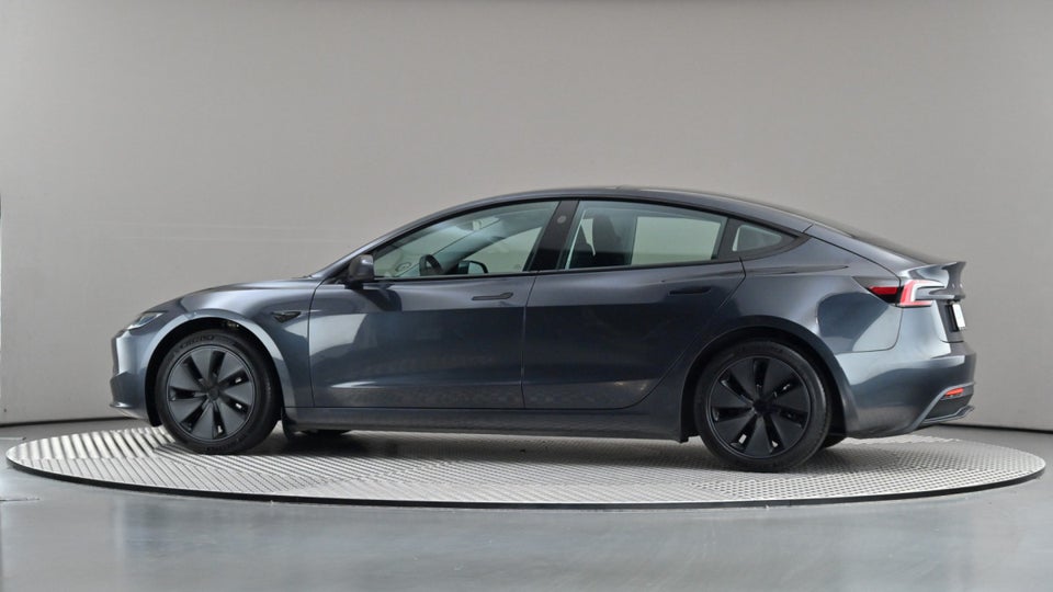 Tesla Model 3 RWD 4d