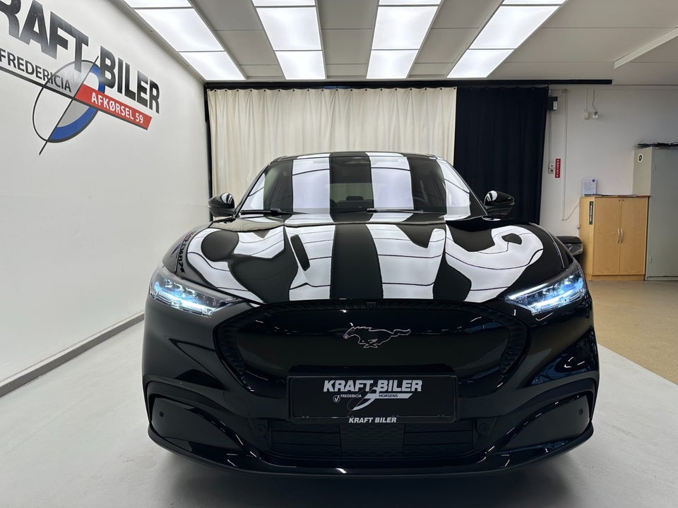 Ford Mustang Mach-E 75 Premium Standard Range 5d