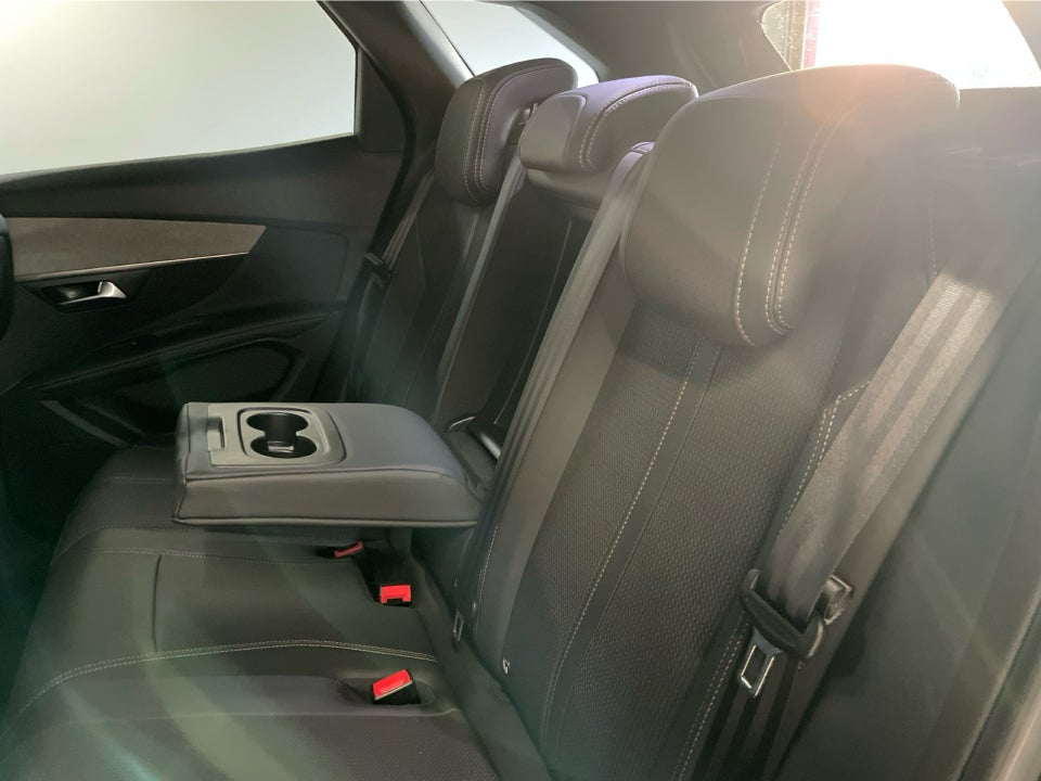 Peugeot 3008 1,6 Hybrid GT Black Pack EAT8 5d