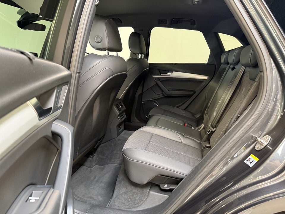 Audi Q5 50 TFSi e S-line quattro S-tr. 5d