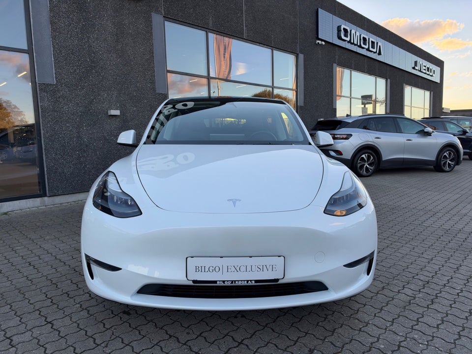 Tesla Model Y Long Range AWD 5d